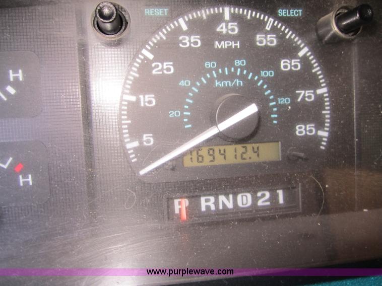 image for item 3702 1995 Ford E150 conversion van