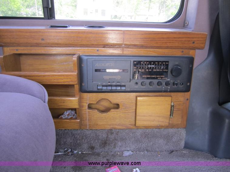 image for item 3702 1995 Ford E150 conversion van