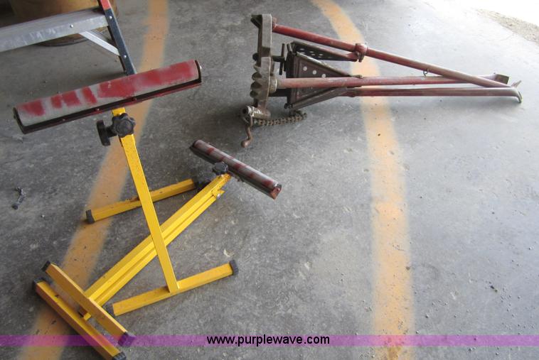 image for item 3706 Assorted tools