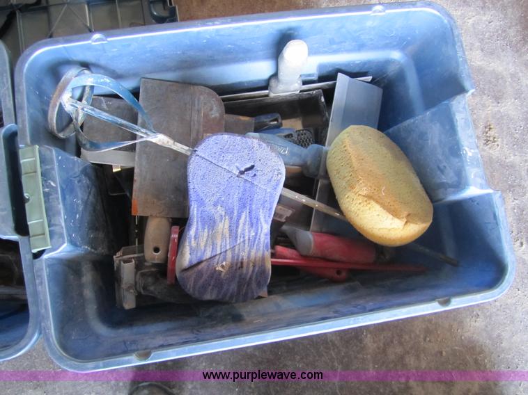 image for item 3706 Assorted tools