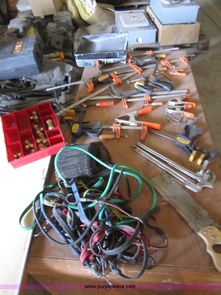 image for item 3706 Assorted tools