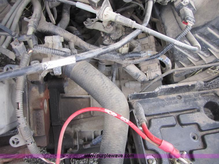 image for item 3865 2005 Ford Taurus SE