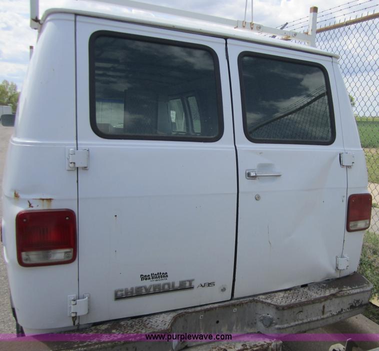 image for item 3867 1993 Chevrolet G30 cargo van