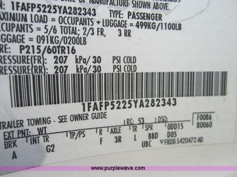 image for item 3869 2000 Ford Taurus LX