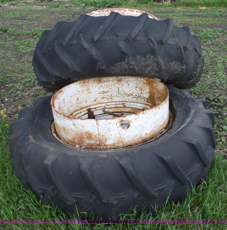 image for item 4720 (2) 18.4-34 duals