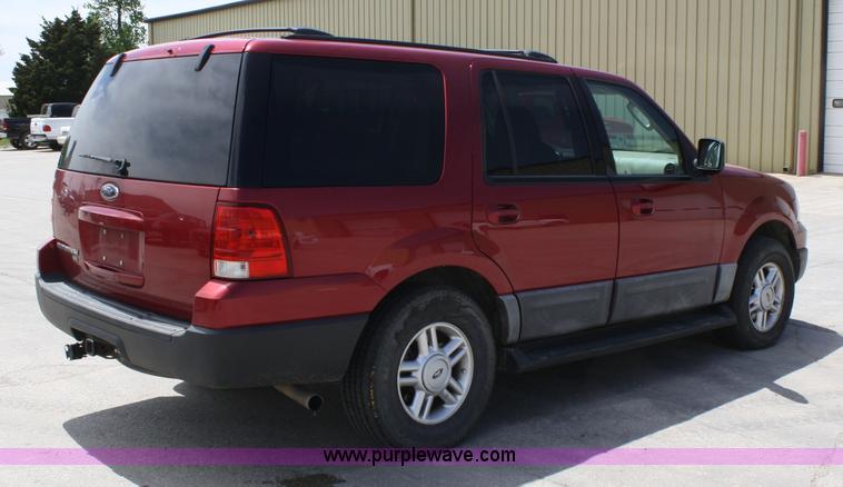 image for item 4780 2004 Ford Expedition XLT SUV