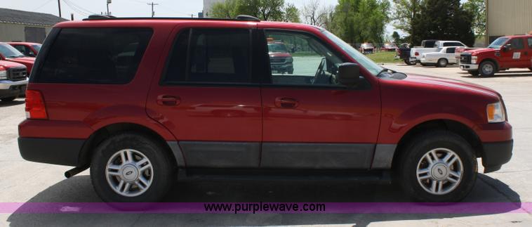 image for item 4780 2004 Ford Expedition XLT SUV