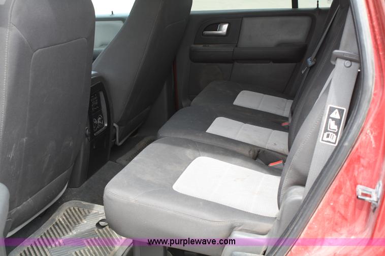 image for item 4781 2003 Ford Expedition XLT SUV