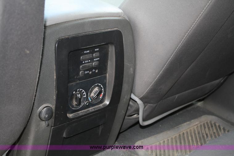 image for item 4781 2003 Ford Expedition XLT SUV
