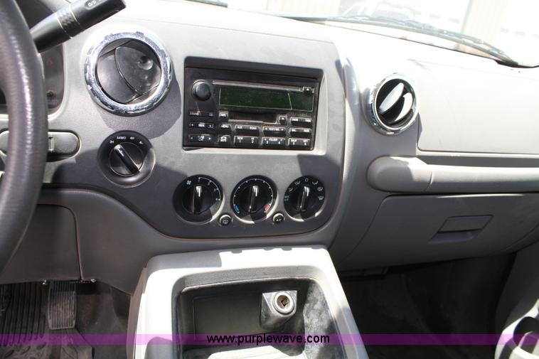 image for item 4782 2006 Ford Expedition XLT SUV