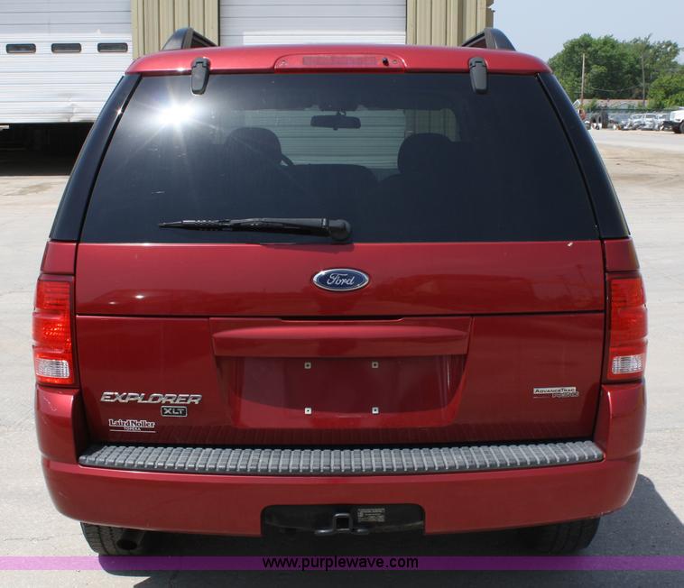 image for item 4986 2005 Ford Explorer XLT SUV