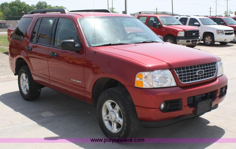 image for item 4986 2005 Ford Explorer XLT SUV