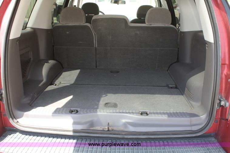 image for item 4986 2005 Ford Explorer XLT SUV