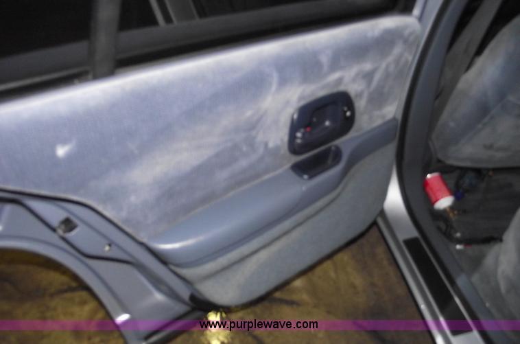 image for item 5445 1997 Chevrolet Lumina LS