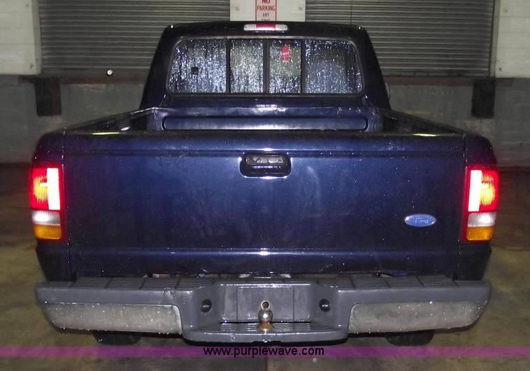 image for item 5467 1993 Ford Ranger XLT pickup truck