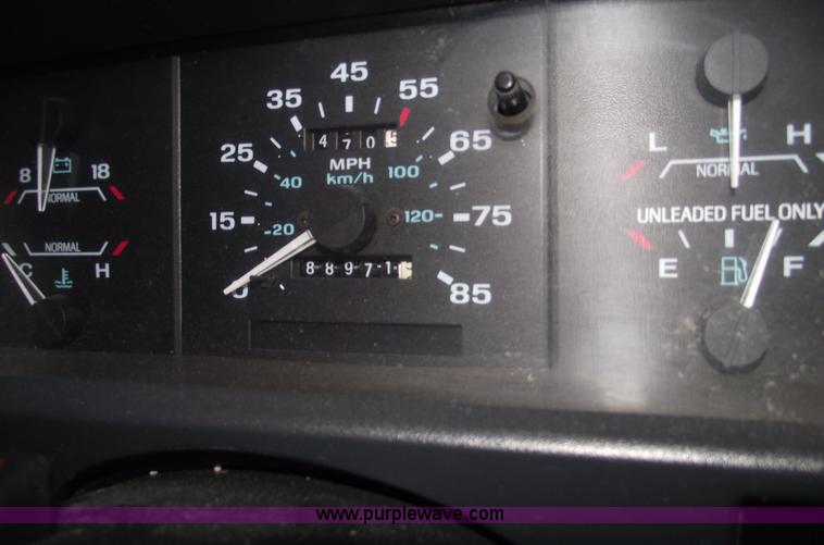 image for item 5467 1993 Ford Ranger XLT pickup truck