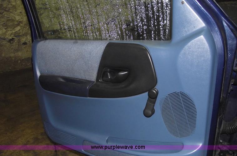 image for item 5467 1993 Ford Ranger XLT pickup truck