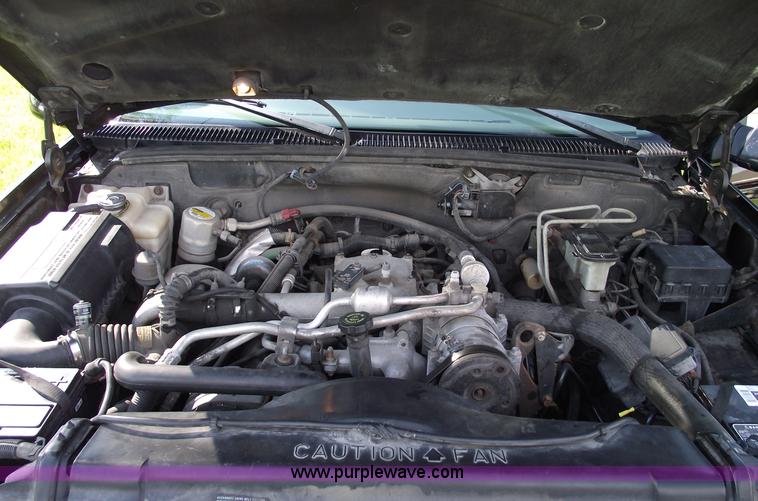 image for item 5497 1998 Chevrolet Suburban K2500 LT SUV