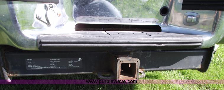 image for item 5497 1998 Chevrolet Suburban K2500 LT SUV