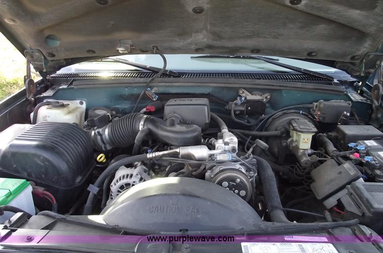 image for item 5504 1997 Chevrolet Suburban K1500 LS SUV