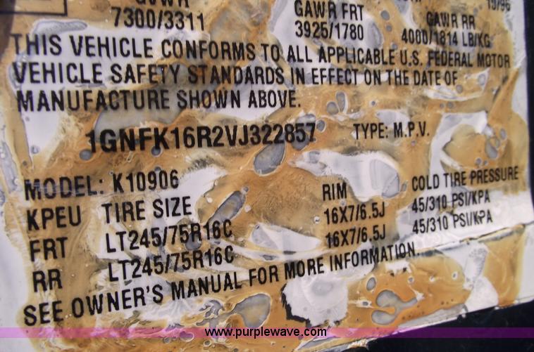 image for item 5504 1997 Chevrolet Suburban K1500 LS SUV