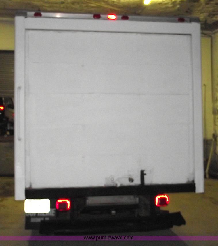 image for item 5523 1992 Ford E350 box truck