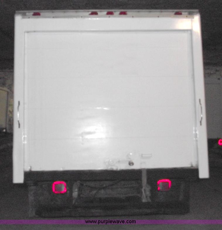 image for item 5524 1993 Ford E350 box truck