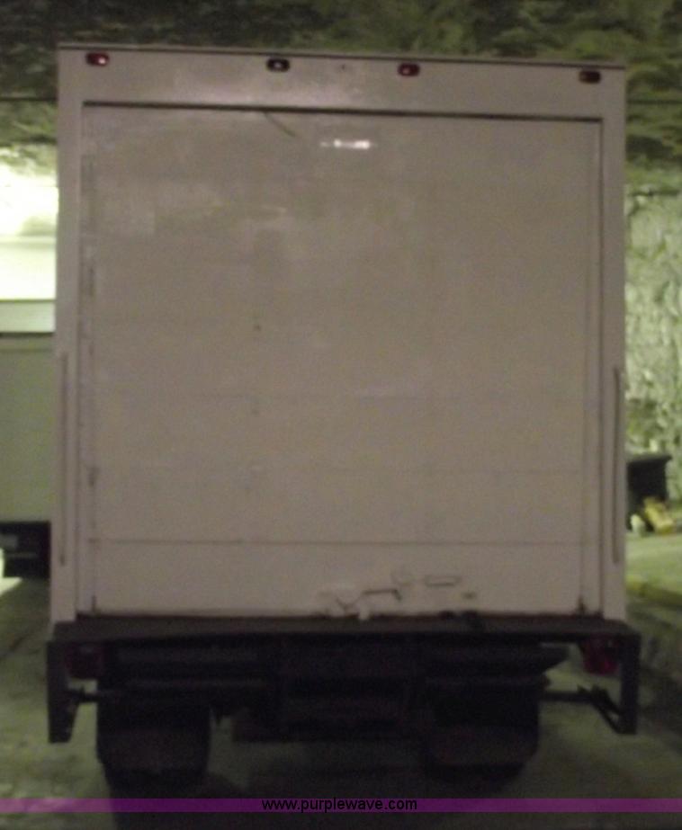 image for item 5525 1990 Chevrolet Kodiak box truck