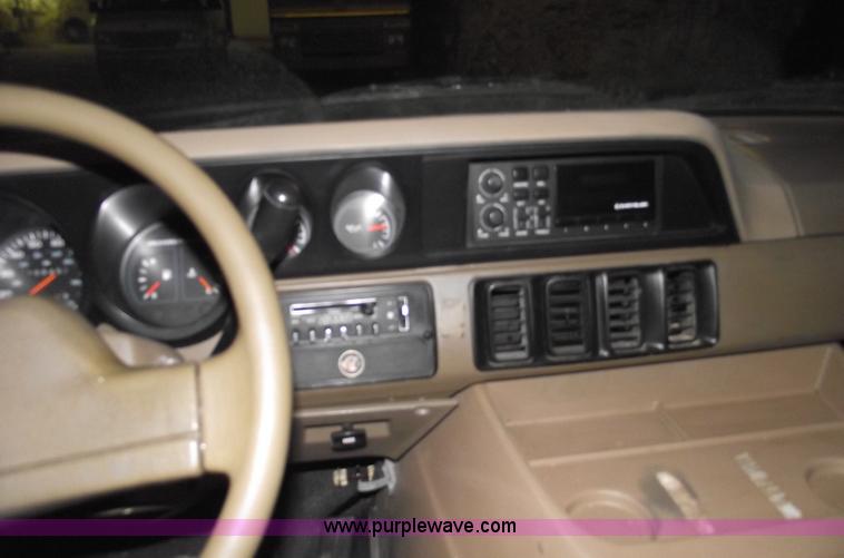 image for item 5532 1992 Dodge Ram B250 cargo van