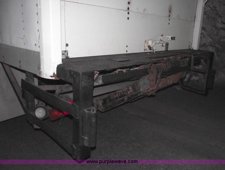 image for item 5551 1986 Hino FD cab over box truck