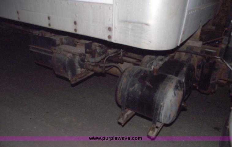 image for item 5551 1986 Hino FD cab over box truck