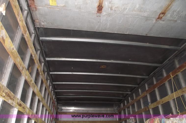 image for item 5551 1986 Hino FD cab over box truck