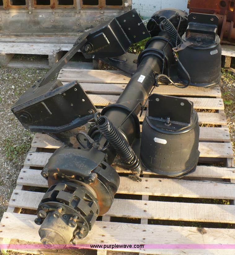 image for item 5897 Heavy truck third axle