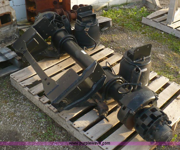 image for item 5897 Heavy truck third axle