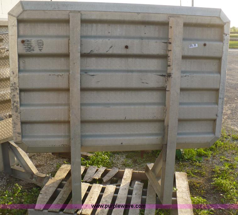 image for item 5898 Diamond Brite headache rack