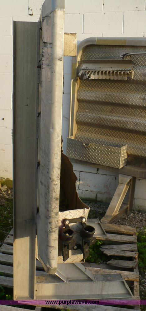 image for item 5898 Diamond Brite headache rack