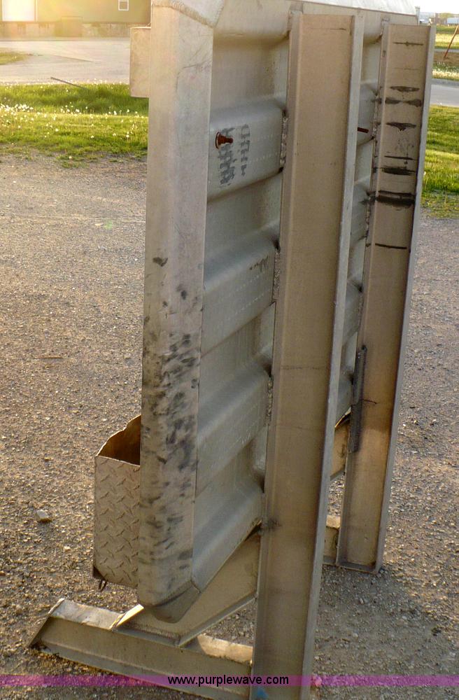 image for item 5898 Diamond Brite headache rack