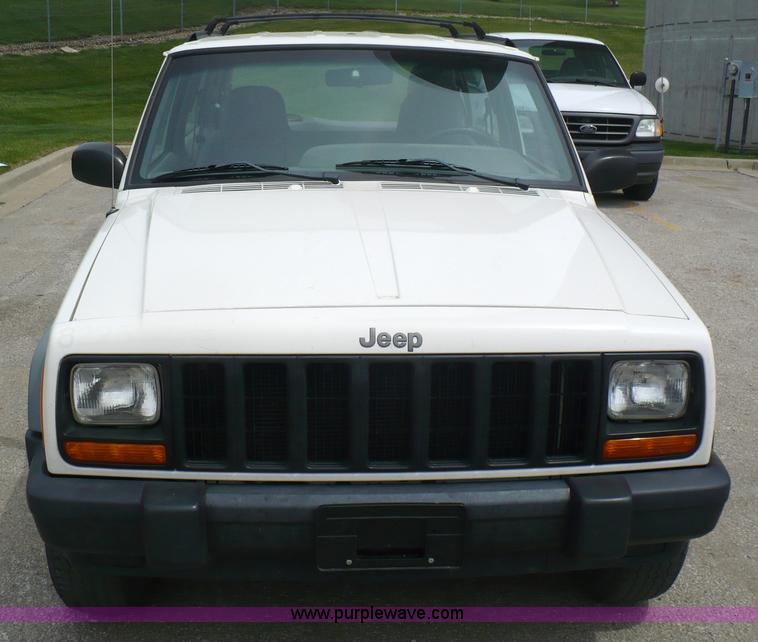 image for item 5961 1998 Jeep Cherokee Sport SUV