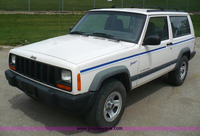image for item 5961 1998 Jeep Cherokee Sport SUV