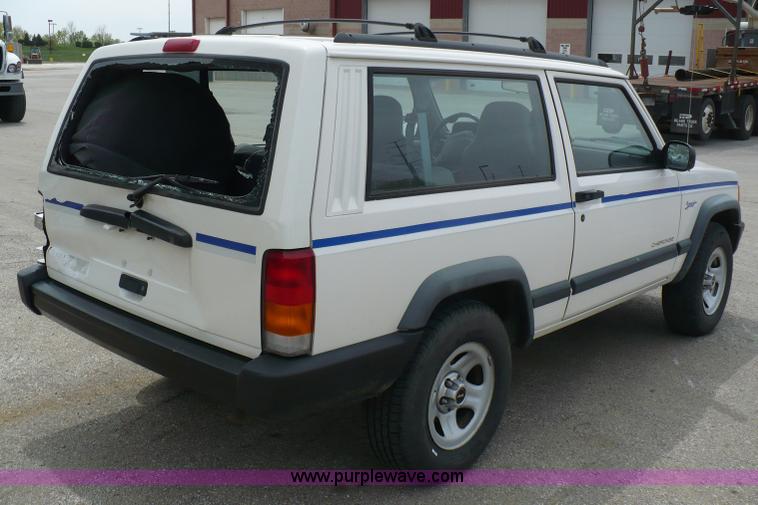 image for item 5961 1998 Jeep Cherokee Sport SUV
