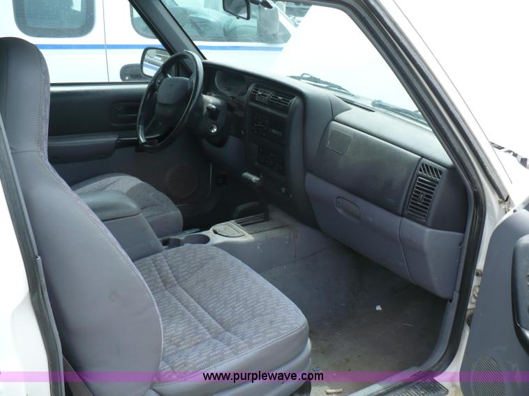 image for item 5961 1998 Jeep Cherokee Sport SUV