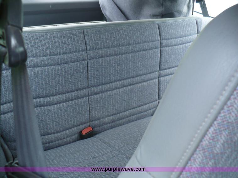 image for item 5961 1998 Jeep Cherokee Sport SUV