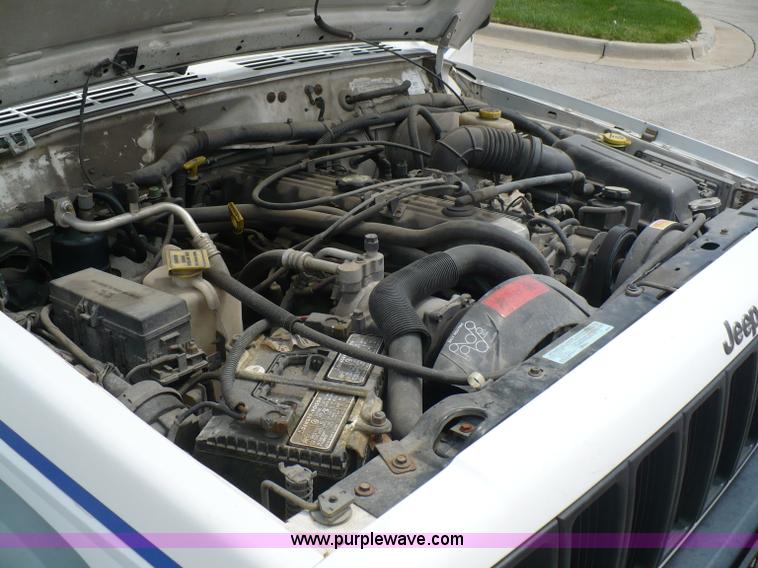 image for item 5961 1998 Jeep Cherokee Sport SUV