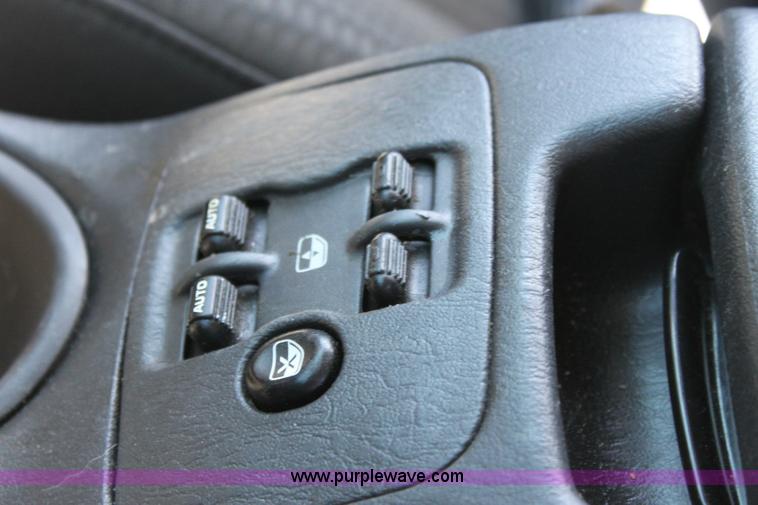 image for item 6437 2003 Jeep Liberty Sport SUV