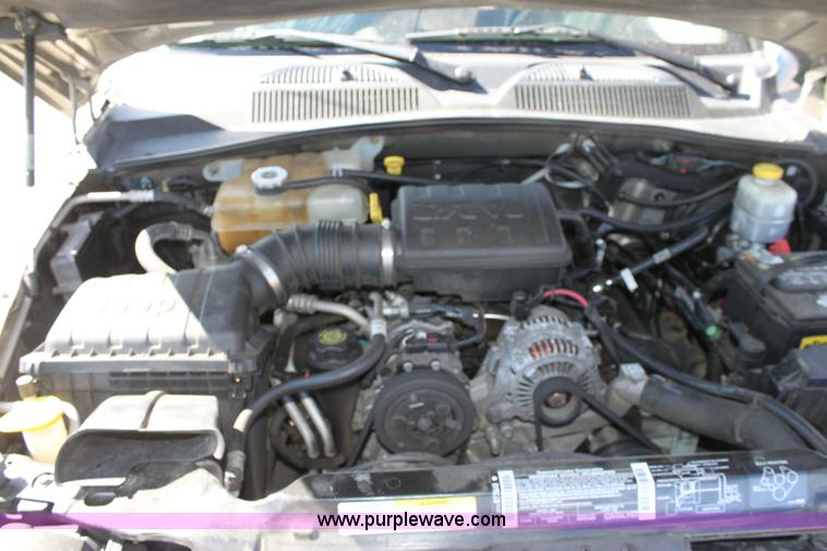 image for item 6437 2003 Jeep Liberty Sport SUV