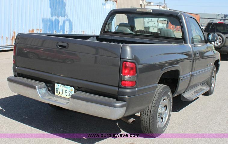 image for item 6438 1998 Dodge Ram 1500 pickup truck