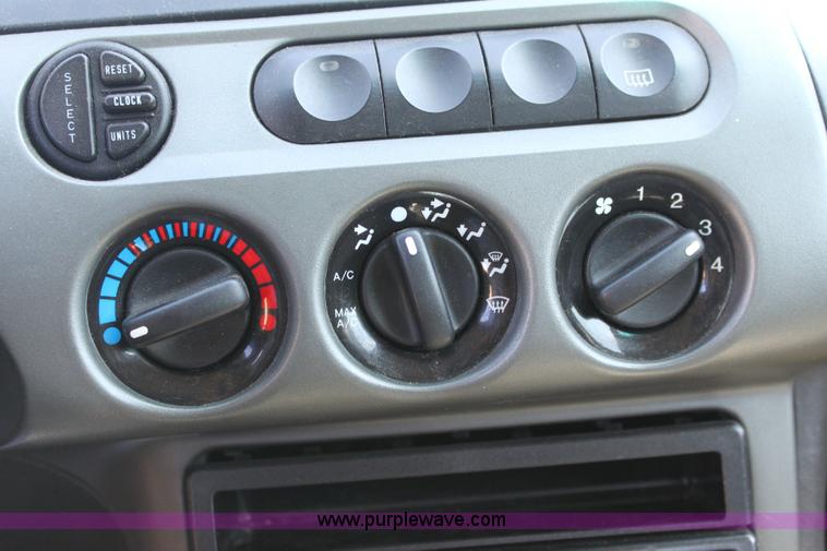 image for item 6439 1999 Mercury Cougar