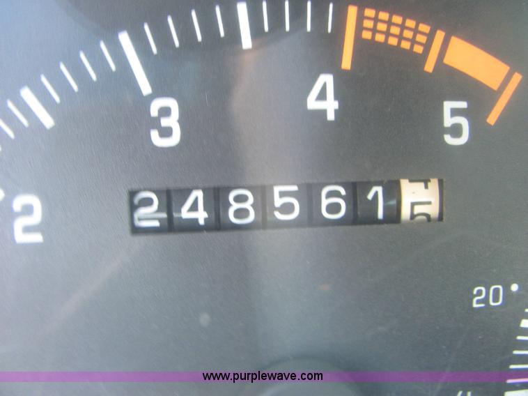 image for item 6950 1994 Chevrolet Silverado C1500 extended cab pickup truck