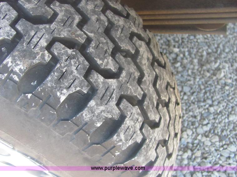 image for item 6950 1994 Chevrolet Silverado C1500 extended cab pickup truck