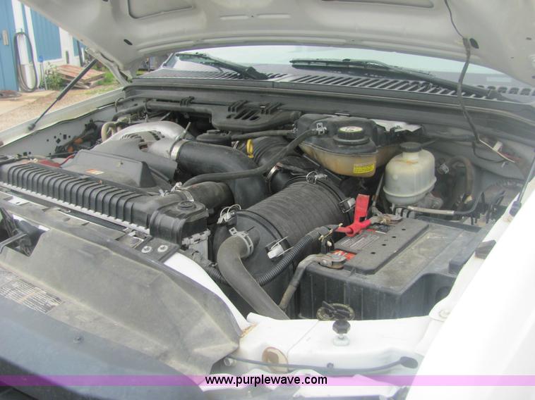 image for item 6954 2006 Ford F350 XL Super Duty pickup truck